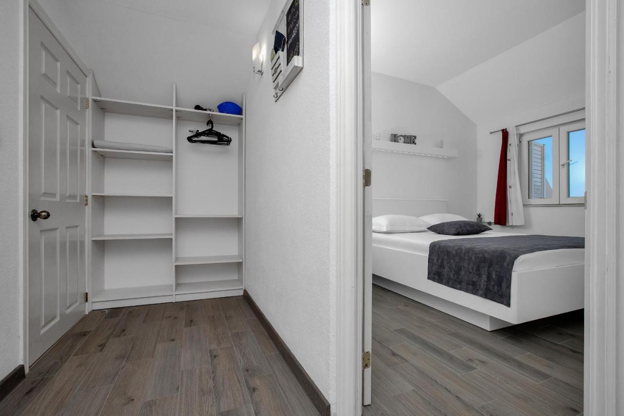 Apartman Toni Apartment Drasnice Exterior photo